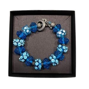 Glass beaded bracelet Toggle clasp unique